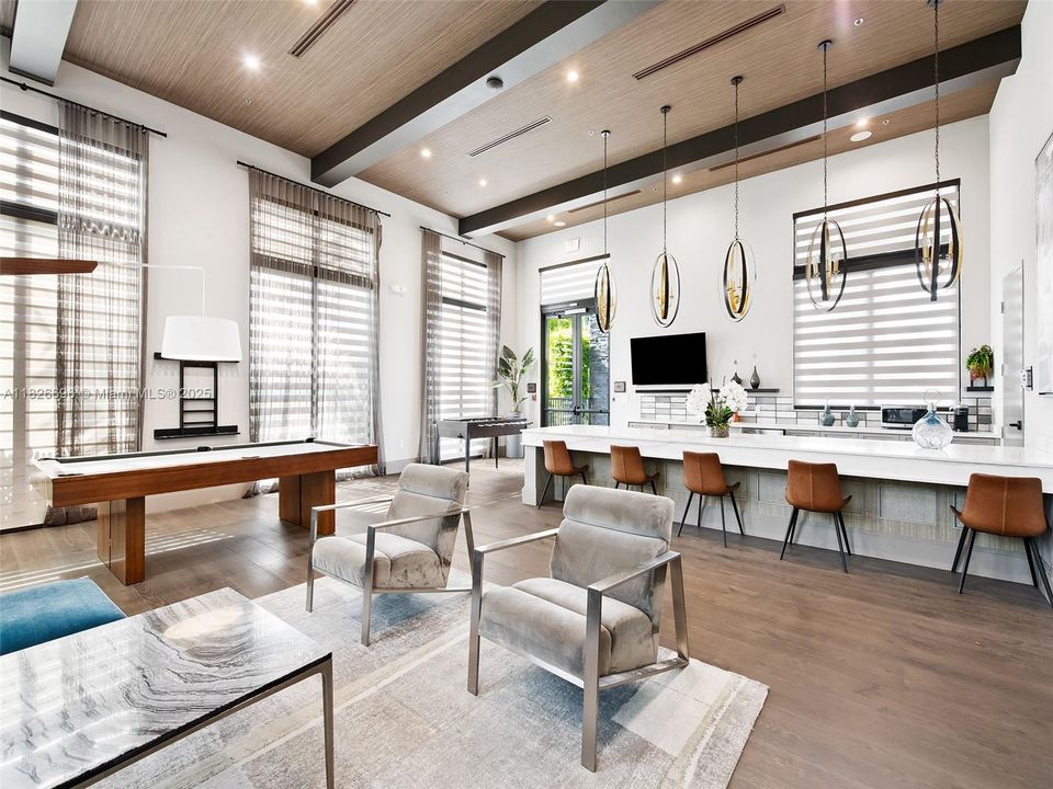 Recently Rented: $4,500 (4 beds, 3 baths, 1714 Square Feet)