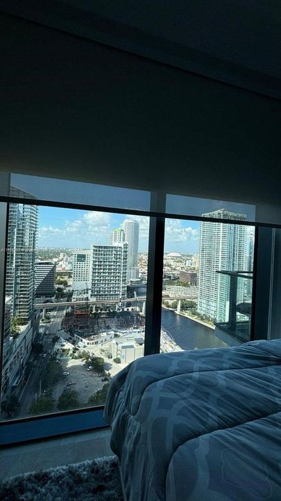 For Sale: $1,495,000 (3 beds, 3 baths, 1660 Square Feet)