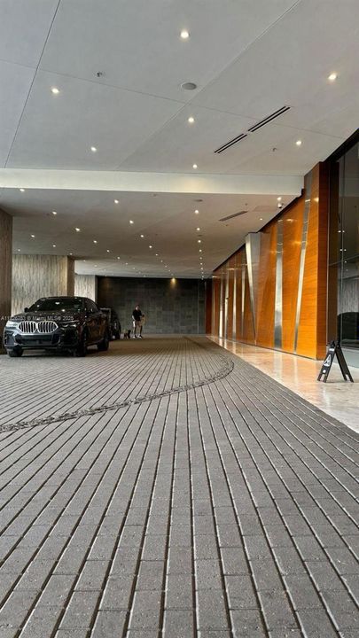 For Sale: $1,495,000 (3 beds, 3 baths, 1660 Square Feet)