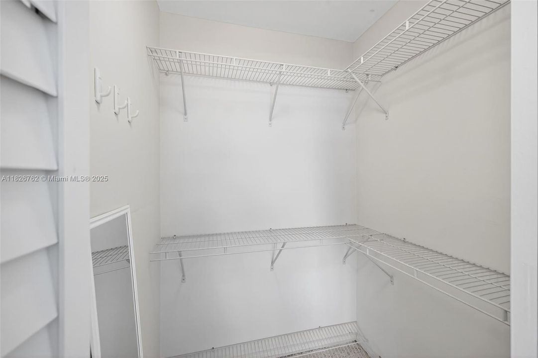 Vendido Recientemente: $575,000 (3 camas, 2 baños, 1714 Pies cuadrados)