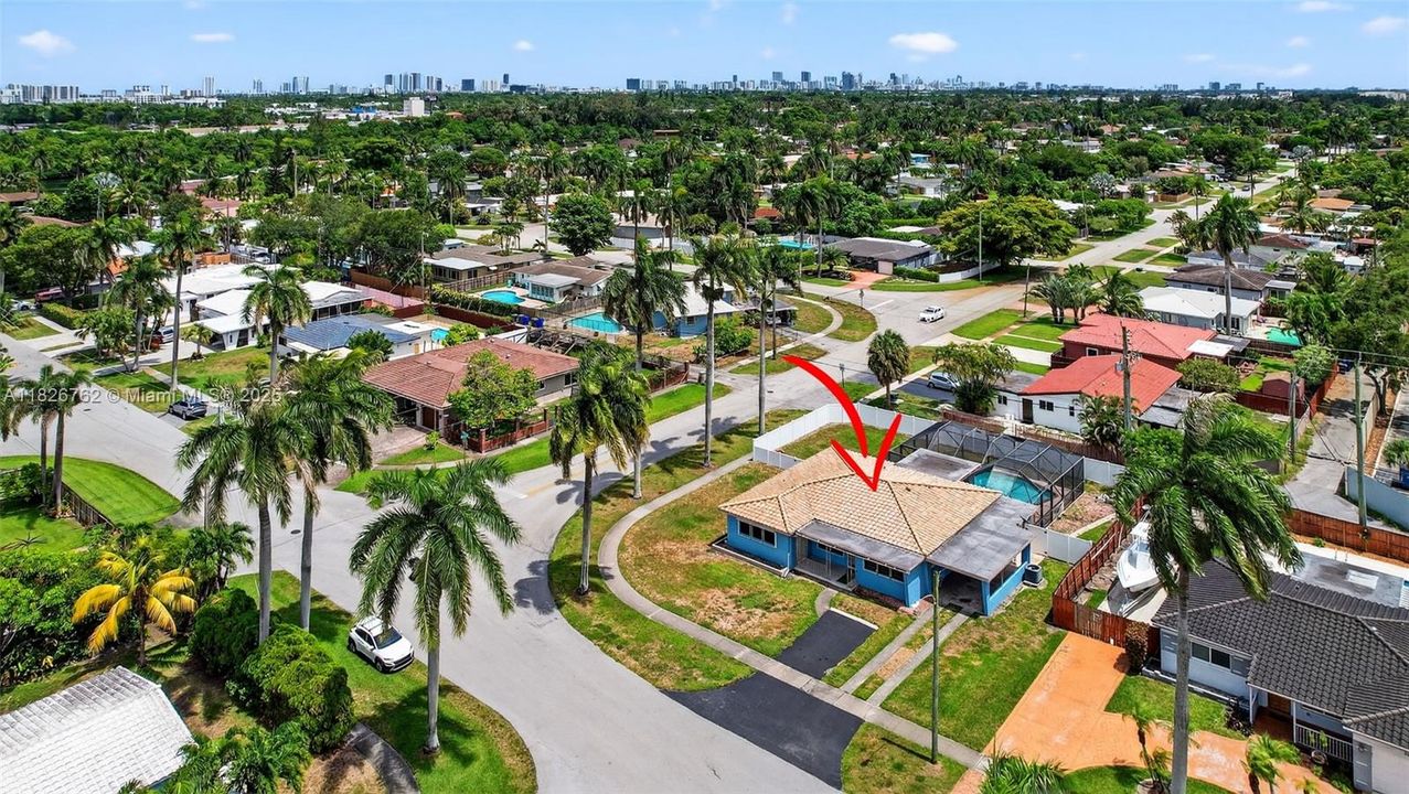 Vendido Recientemente: $575,000 (3 camas, 2 baños, 1714 Pies cuadrados)