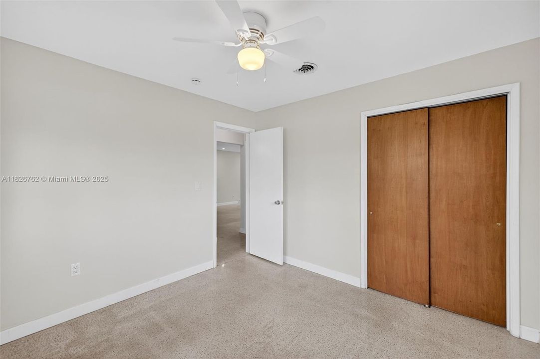 Vendido Recientemente: $575,000 (3 camas, 2 baños, 1714 Pies cuadrados)