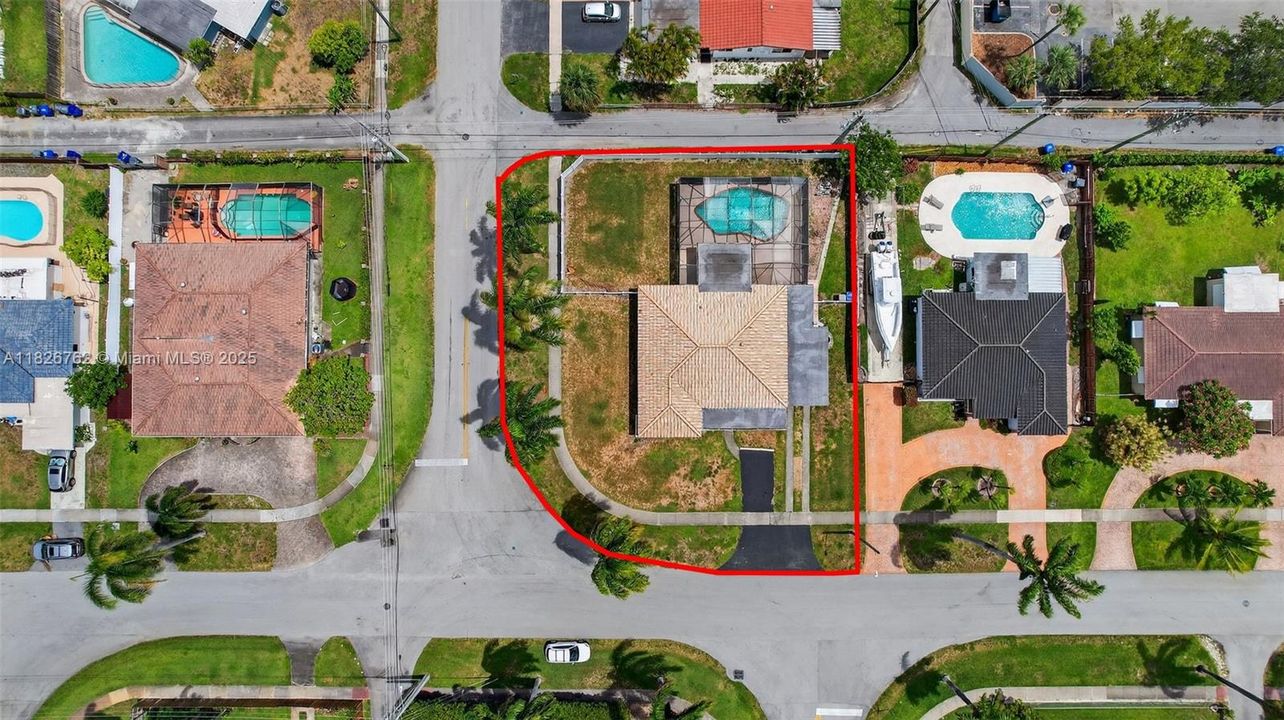 Vendido Recientemente: $575,000 (3 camas, 2 baños, 1714 Pies cuadrados)