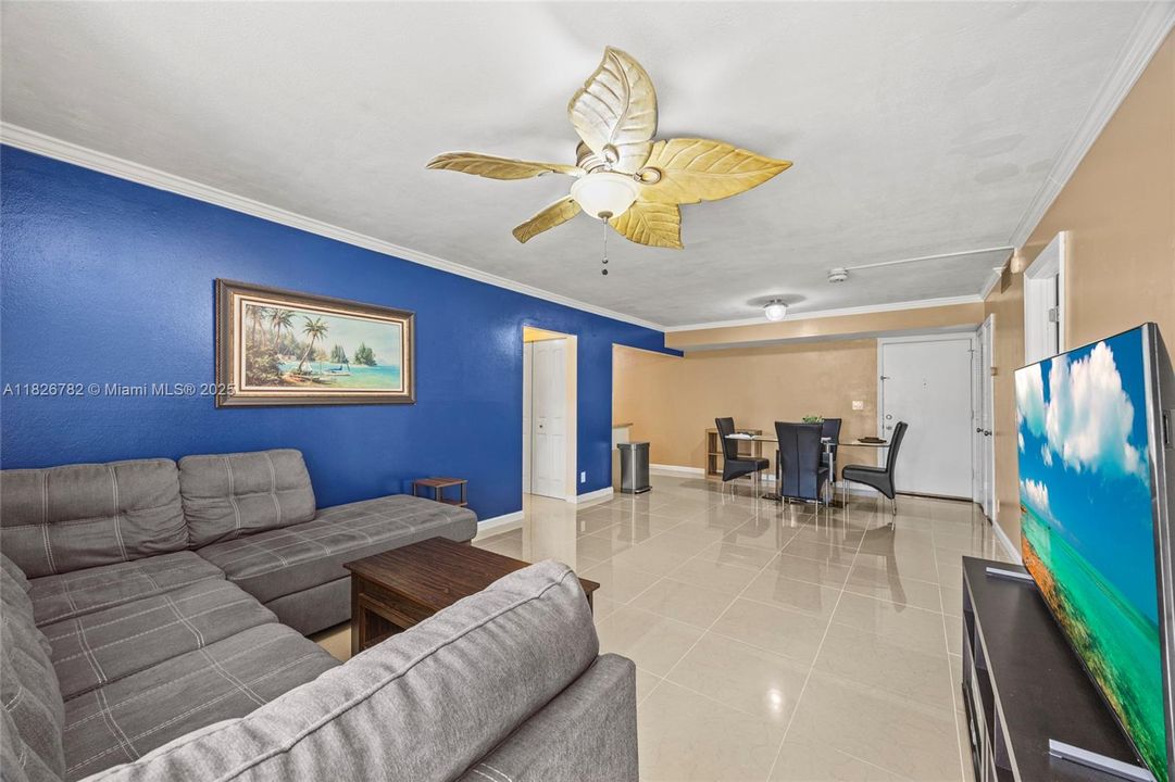Recently Sold: $210,000 (2 beds, 2 baths, 1000 Square Feet)