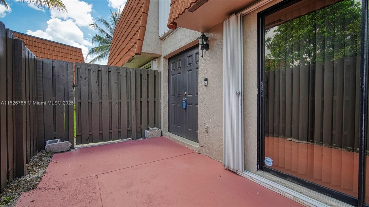 For Sale: $515,000 (3 beds, 2 baths, 2457 Square Feet)