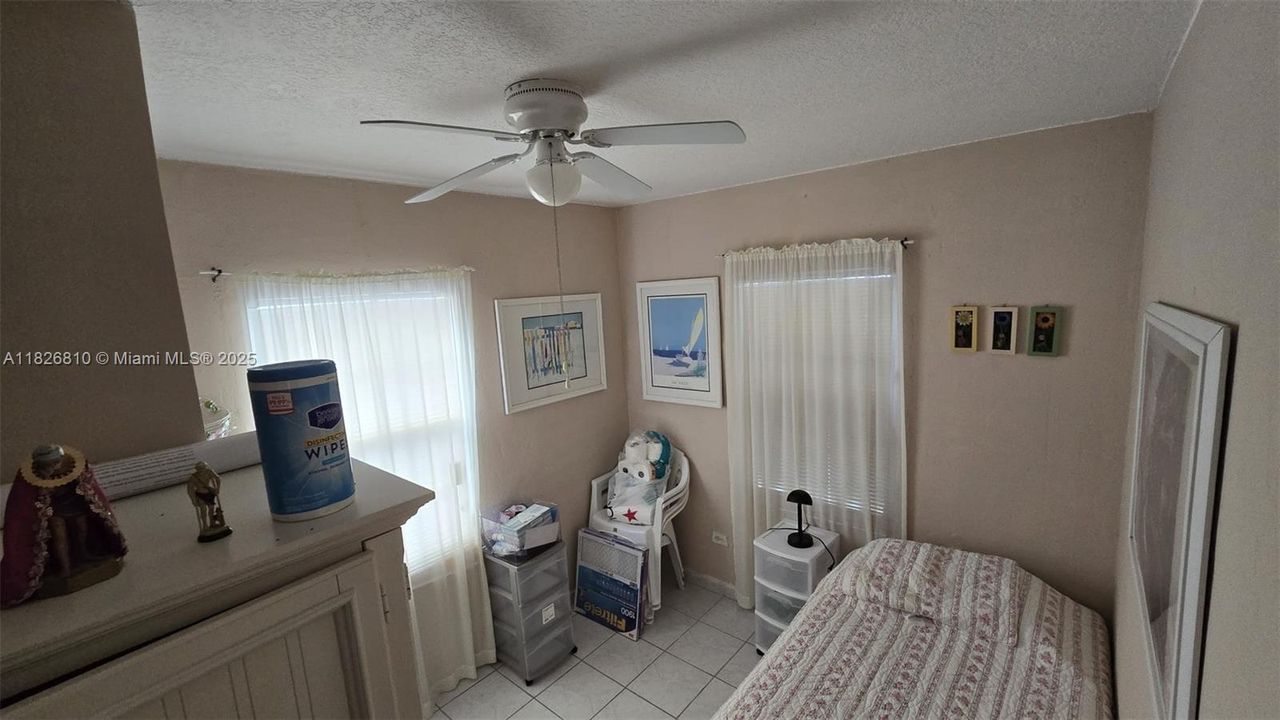 Recently Sold: $660,000 (3 beds, 2 baths, 1286 Square Feet)