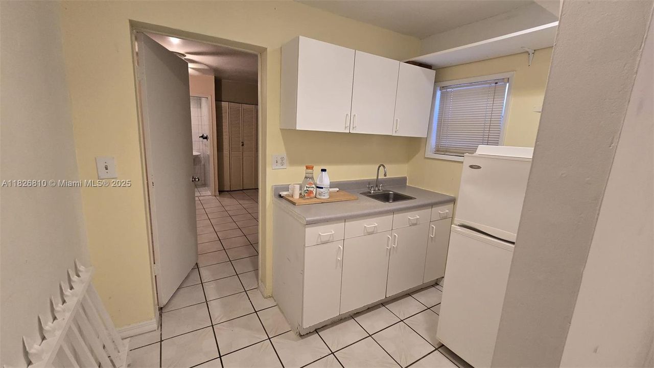 Recently Sold: $660,000 (3 beds, 2 baths, 1286 Square Feet)