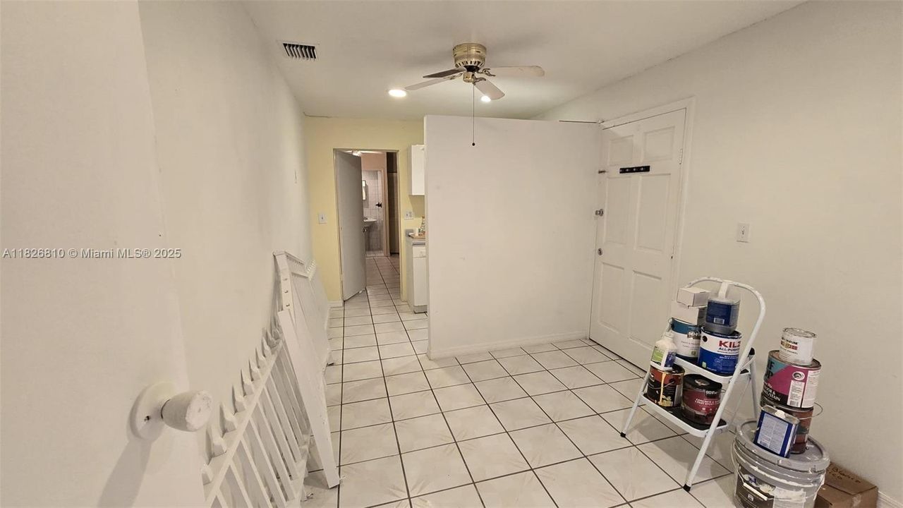 Recently Sold: $660,000 (3 beds, 2 baths, 1286 Square Feet)