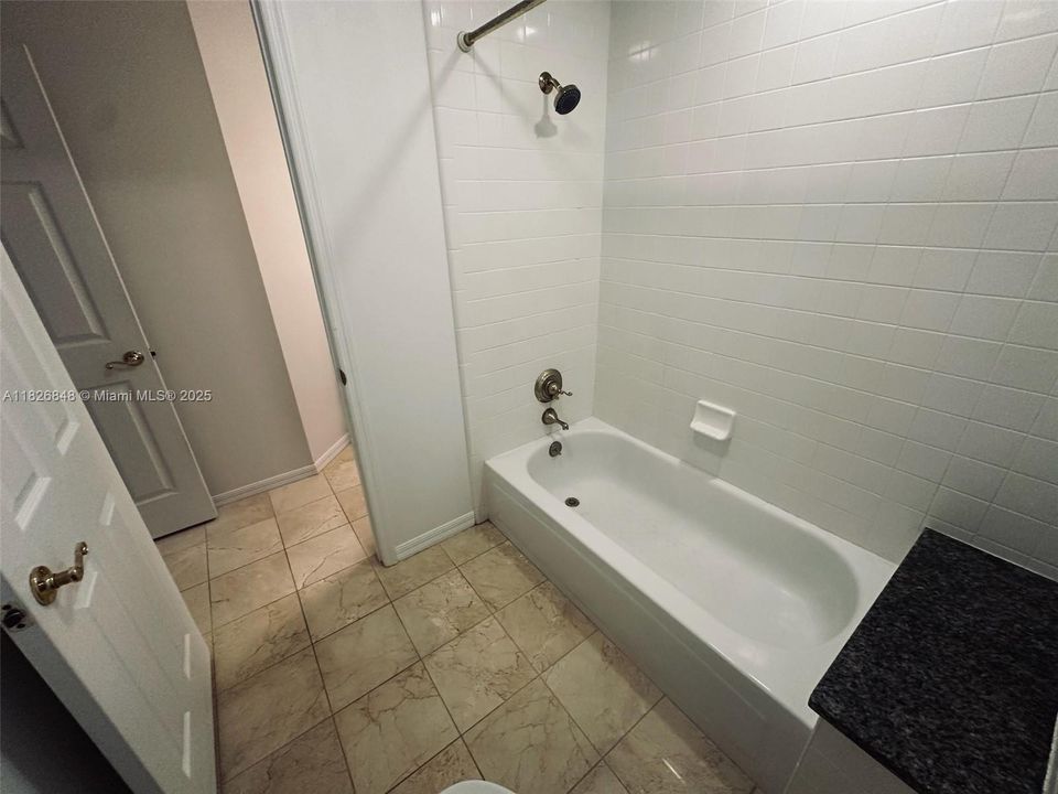 待售: $350,000 (3 贝兹, 2 浴室, 0 平方英尺)