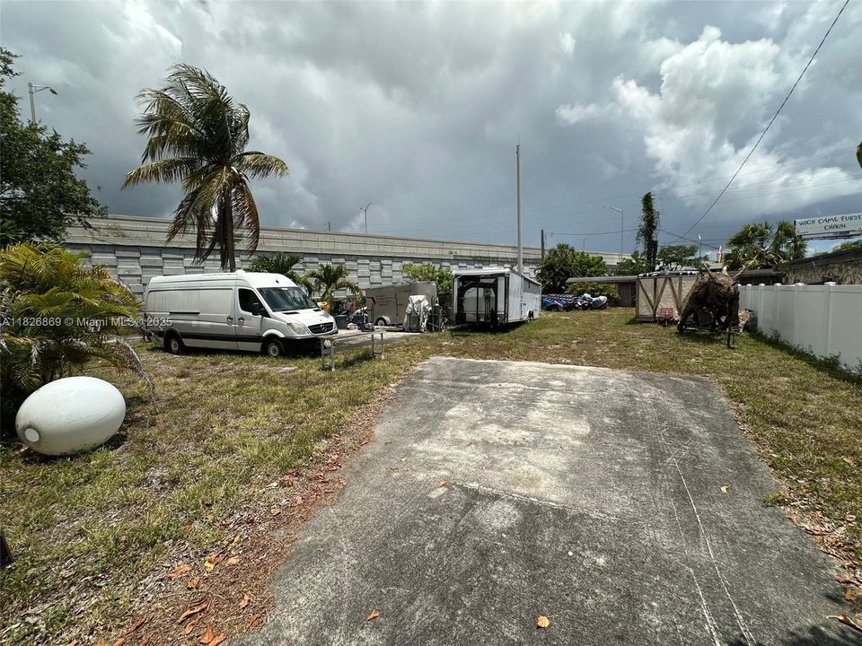 最近售出: $225,000 (0.21 acres)