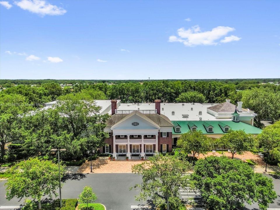 最近售出: $274,900 (2 贝兹, 2 浴室, 1165 平方英尺)