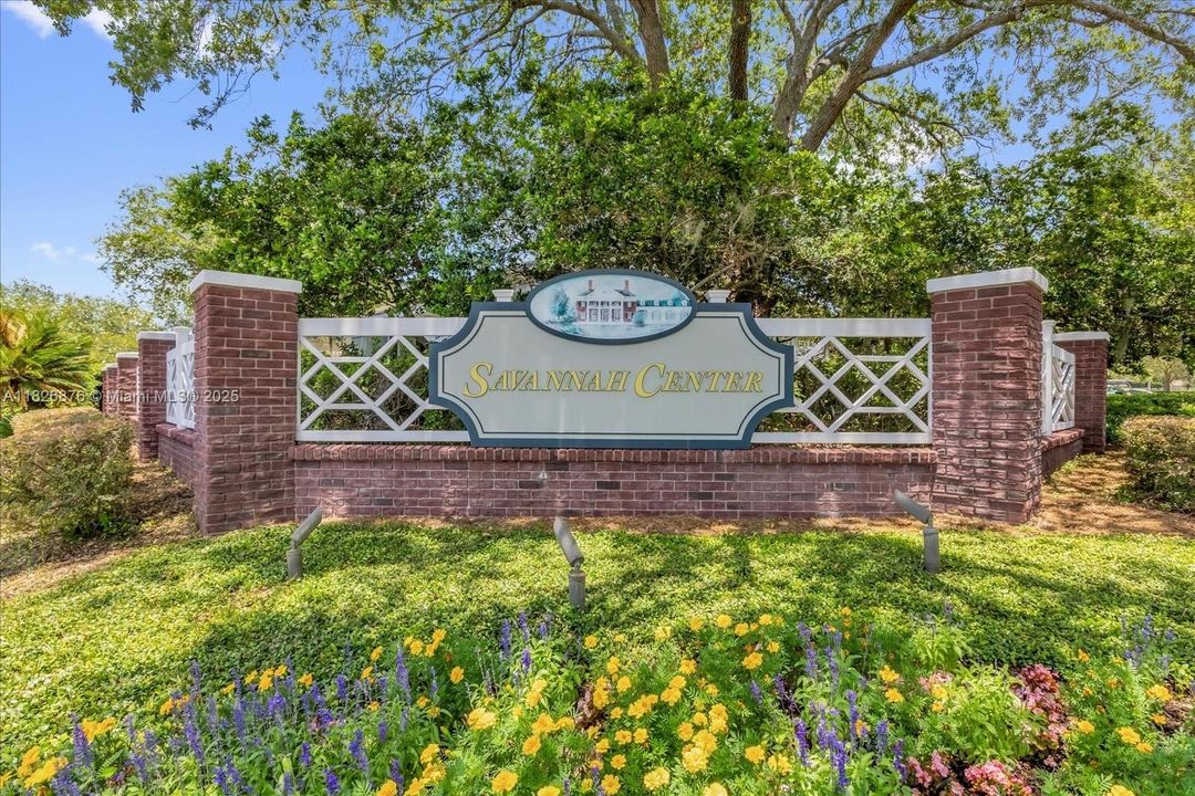 最近售出: $274,900 (2 贝兹, 2 浴室, 1165 平方英尺)