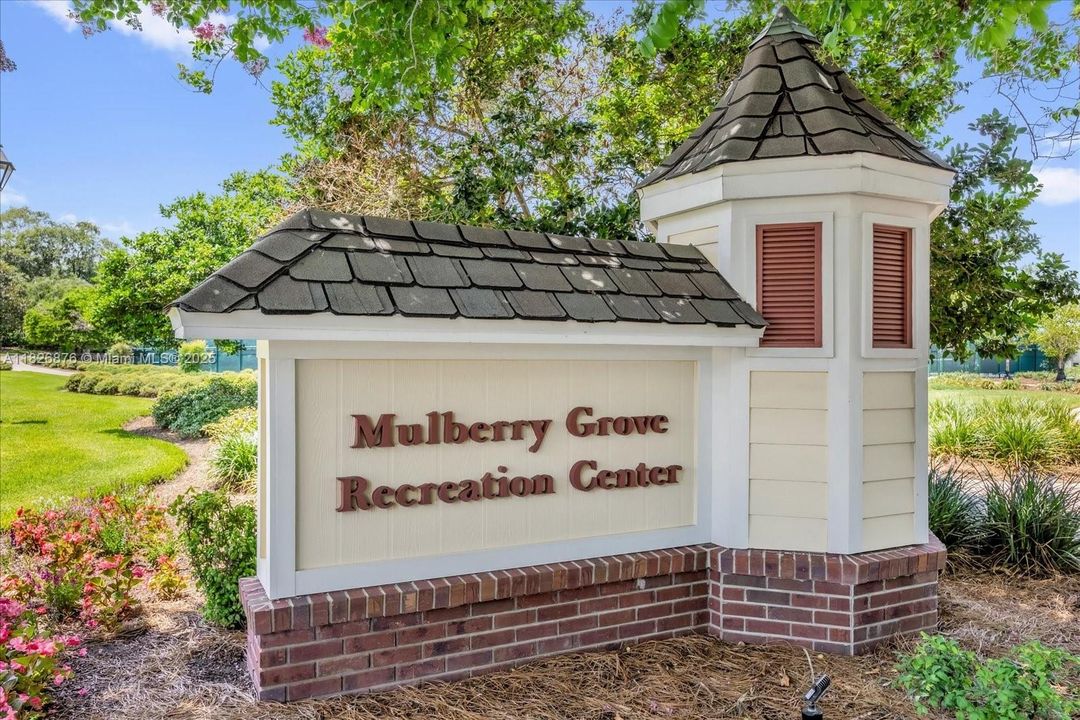 最近售出: $274,900 (2 贝兹, 2 浴室, 1165 平方英尺)