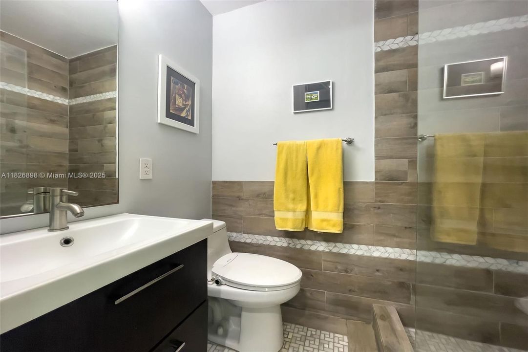 Недавно продано: $1,799,000 (3 спален, 2 ванн, 2074 Квадратных фут)