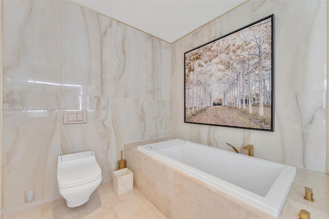 Недавно продано: $760,000 (1 спален, 1 ванн, 994 Квадратных фут)