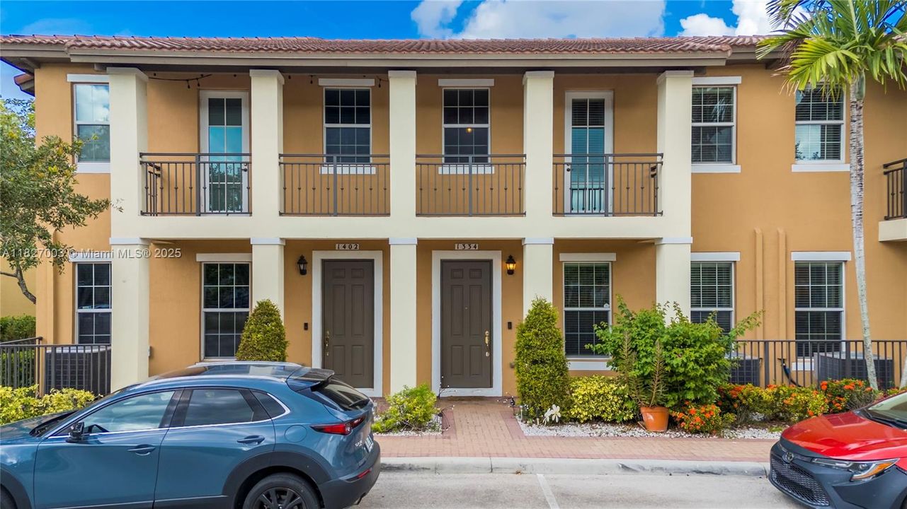 最近售出: $515,000 (3 贝兹, 3 浴室, 1712 平方英尺)