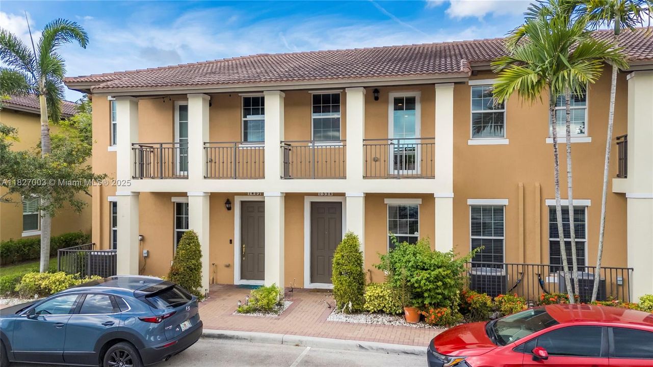 最近售出: $515,000 (3 贝兹, 3 浴室, 1712 平方英尺)