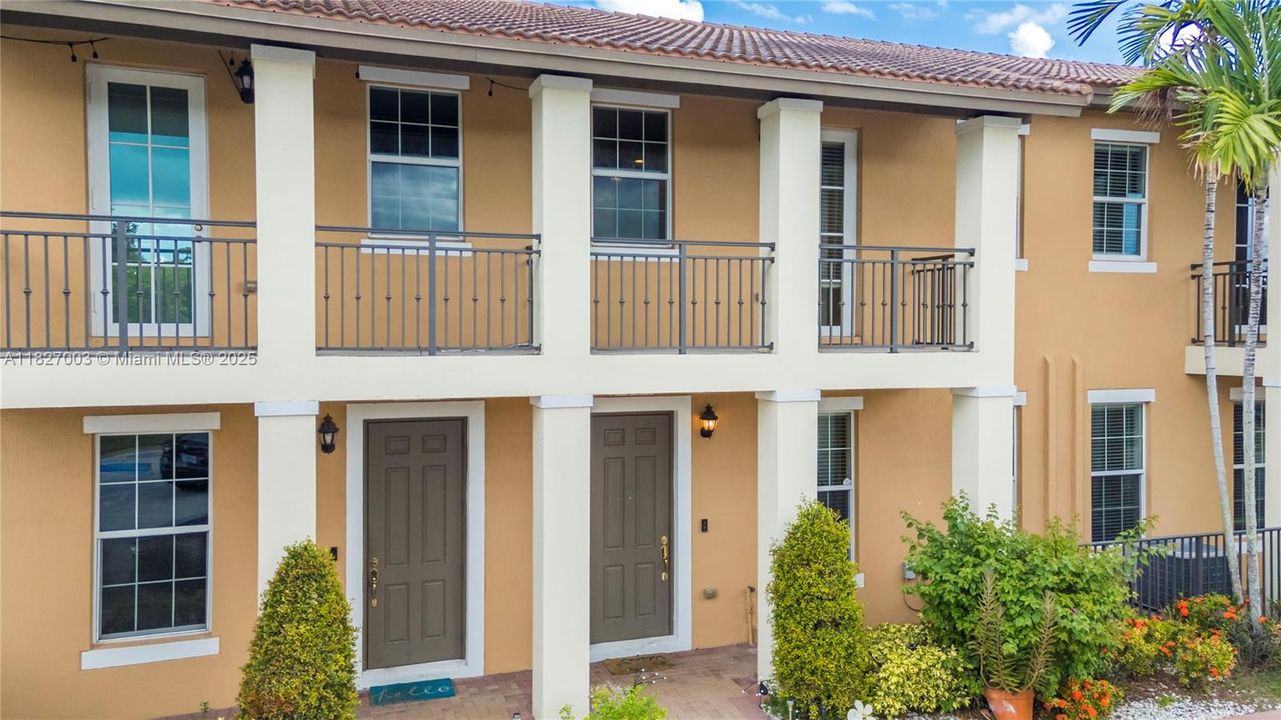 最近售出: $515,000 (3 贝兹, 3 浴室, 1712 平方英尺)