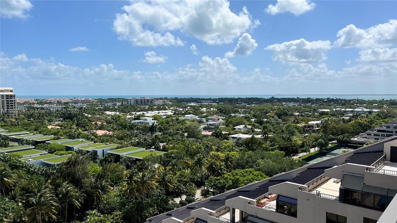 Recently Rented: $10,000 (3 beds, 3 baths, 2176 Square Feet)