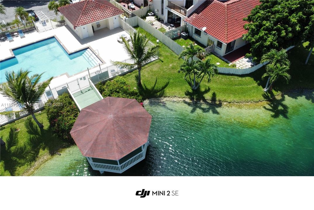 For Sale: $299,000 (3 beds, 2 baths, 1125 Square Feet)