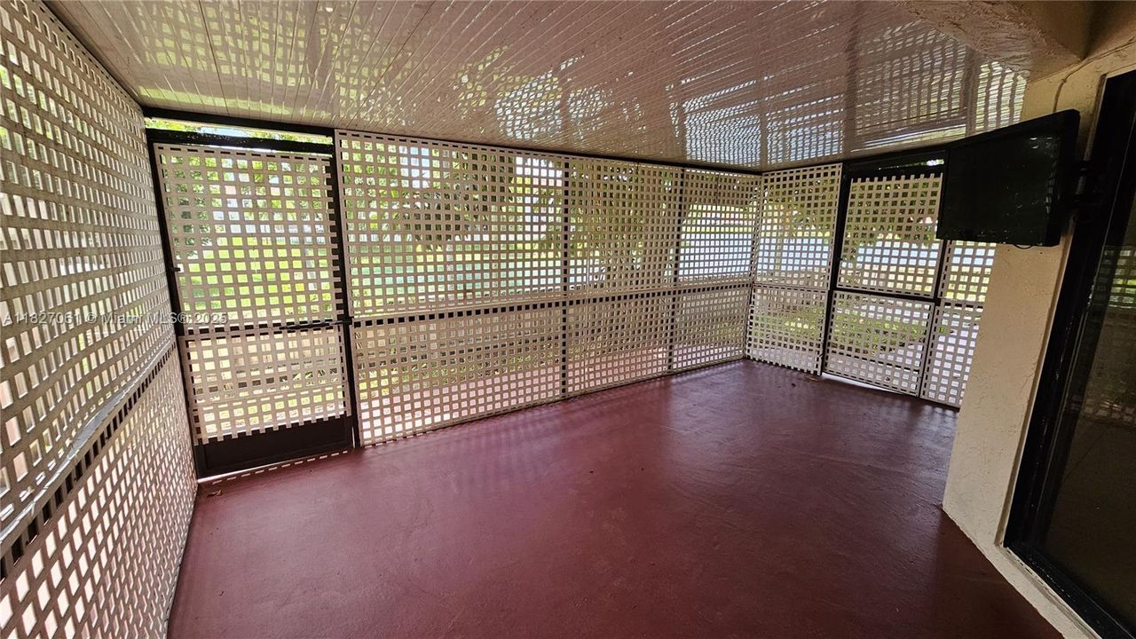 For Sale: $299,000 (3 beds, 2 baths, 1125 Square Feet)