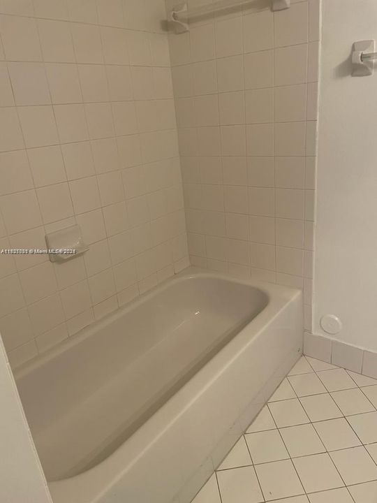 На продажу: $235,000 (3 спален, 2 ванн, 1099 Квадратных фут)