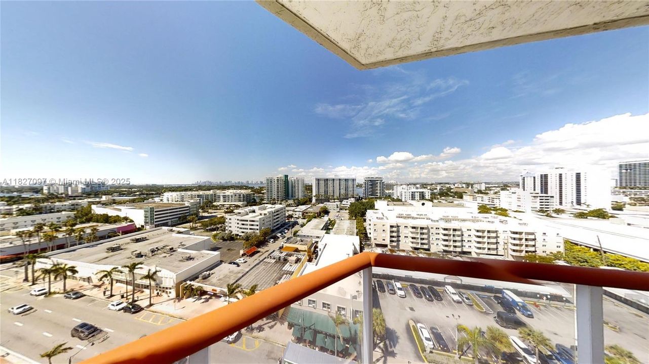 Недавно продано: $785,000 (3 спален, 3 ванн, 1510 Квадратных фут)