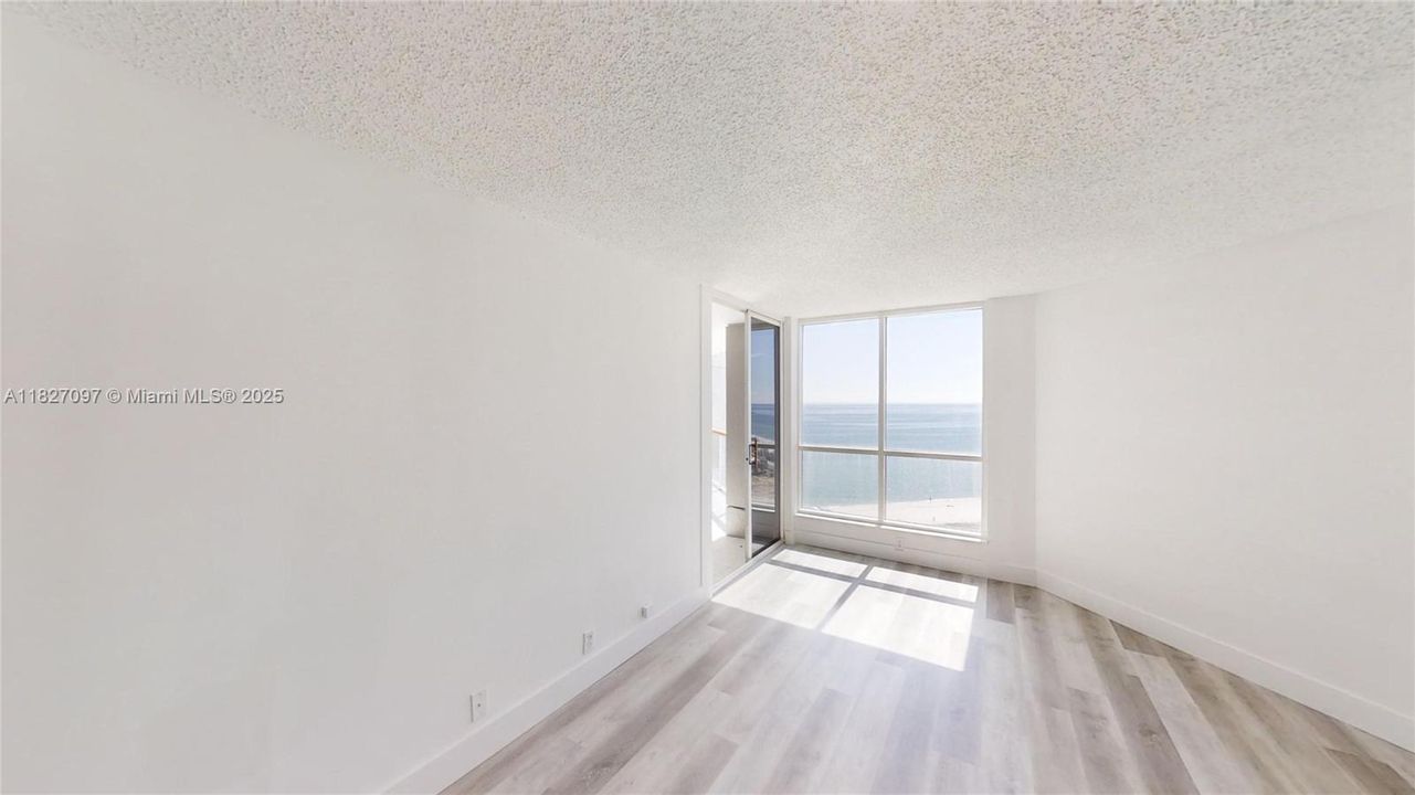 Недавно продано: $785,000 (3 спален, 3 ванн, 1510 Квадратных фут)