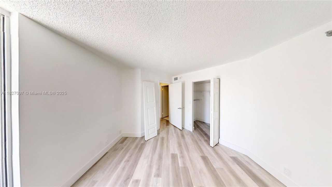 Недавно продано: $785,000 (3 спален, 3 ванн, 1510 Квадратных фут)