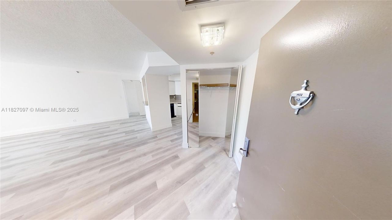 Недавно продано: $785,000 (3 спален, 3 ванн, 1510 Квадратных фут)