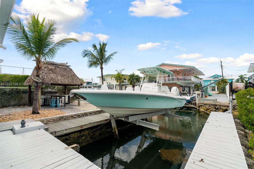 Recently Sold: $1,075,000 (3 beds, 2 baths, 864 Square Feet)