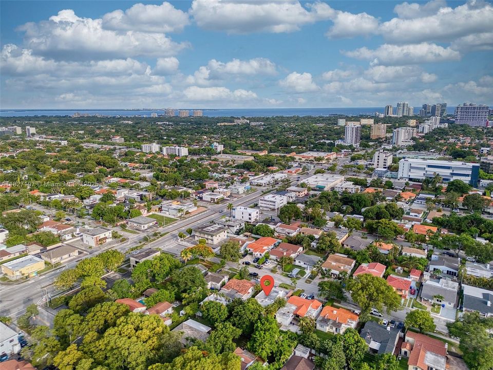 На продажу: $989,000 (4 спален, 3 ванн, 1397 Квадратных фут)