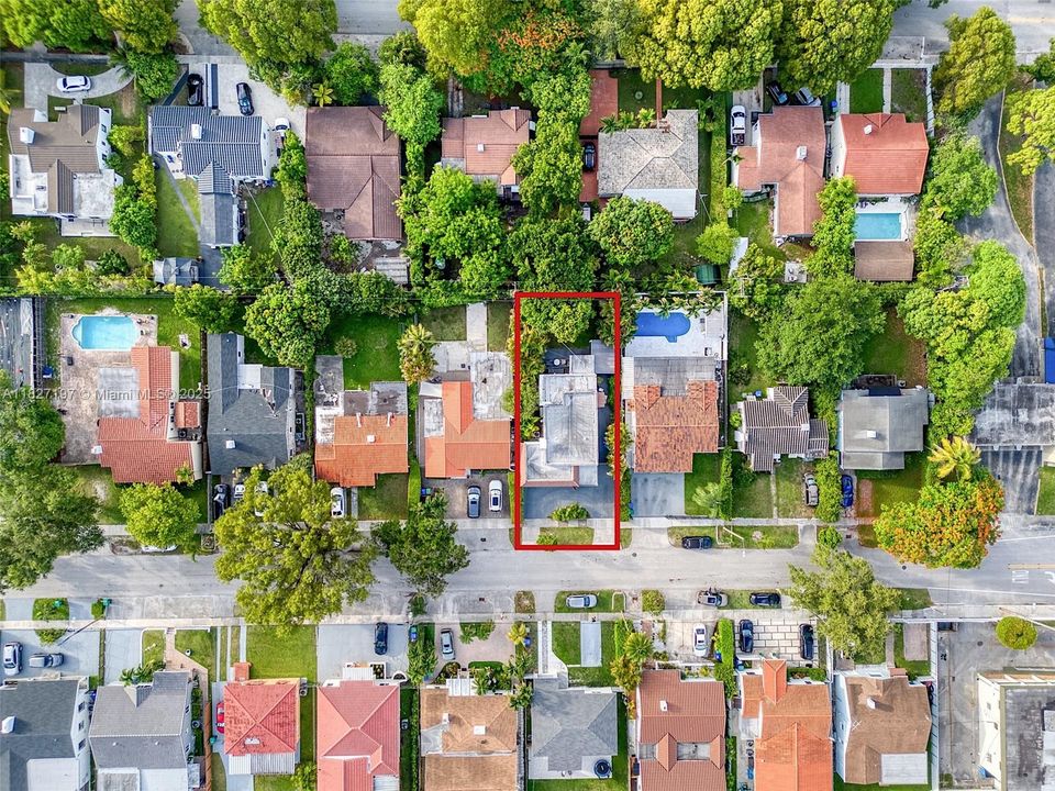 На продажу: $989,000 (4 спален, 3 ванн, 1397 Квадратных фут)