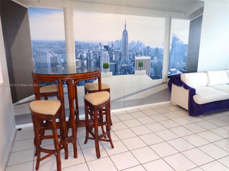 Active With Contract: $109,000 (1 beds, 1 baths, 801 Square Feet)