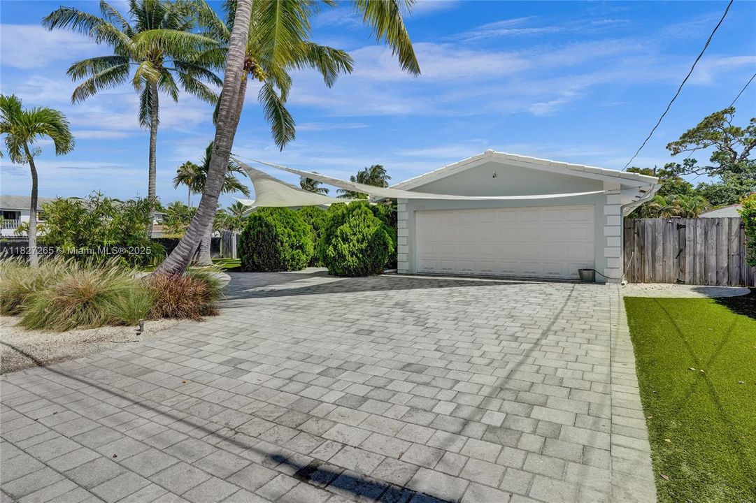 Vendido Recientemente: $995,000 (3 camas, 2 baños, 1581 Pies cuadrados)