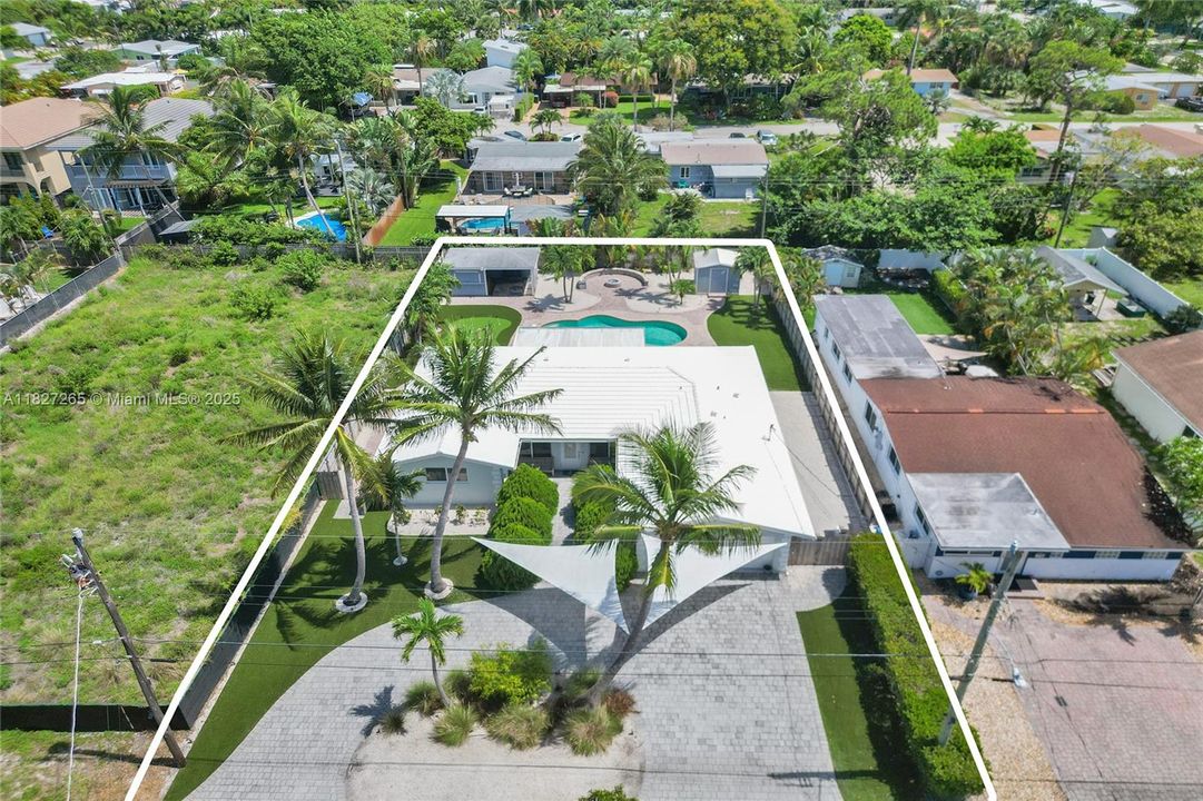 Vendido Recientemente: $995,000 (3 camas, 2 baños, 1581 Pies cuadrados)