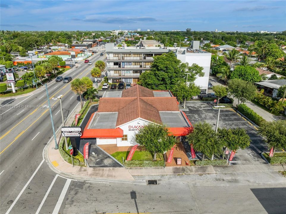 На продажу: $4,900,000 (0 спален, 0 ванн, 0 Квадратных фут)