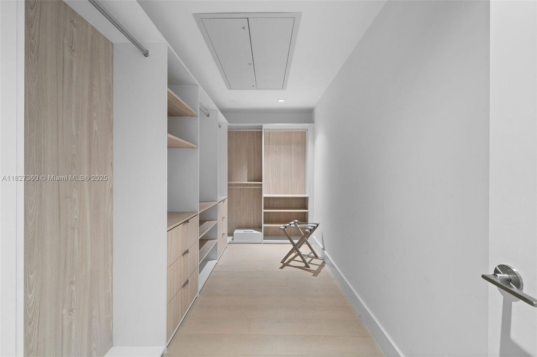 В аренду: $52,000 (3 спален, 3 ванн, 2552 Квадратных фут)