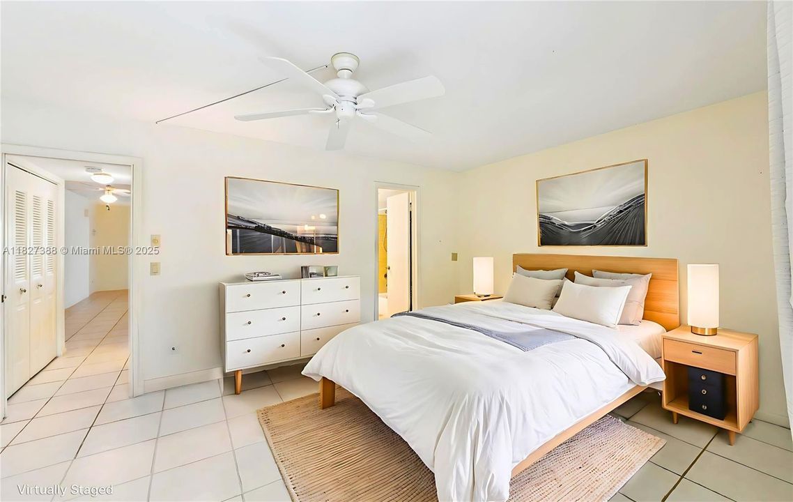 待售: $87,000 (1 贝兹, 1 浴室, 703 平方英尺)