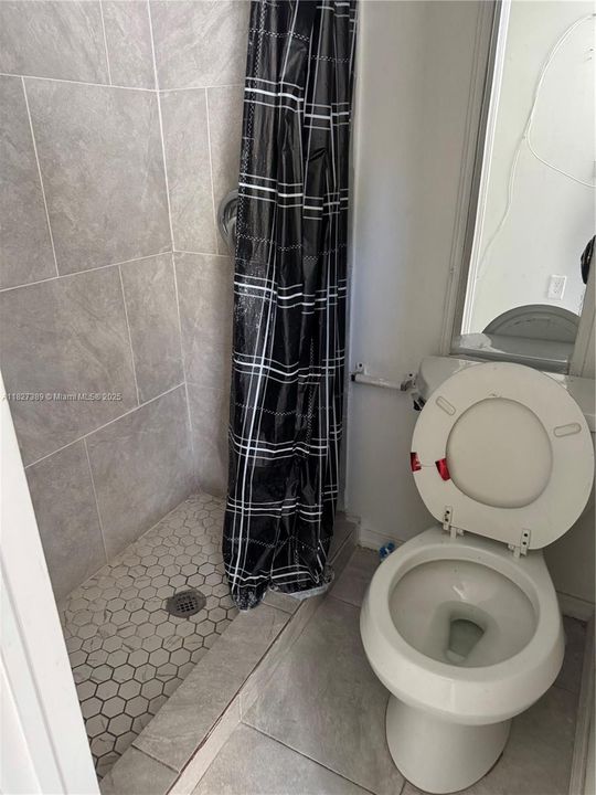 Недавно арендовано: $250 (0 спален, 1 ванн, 0 Квадратных фут)