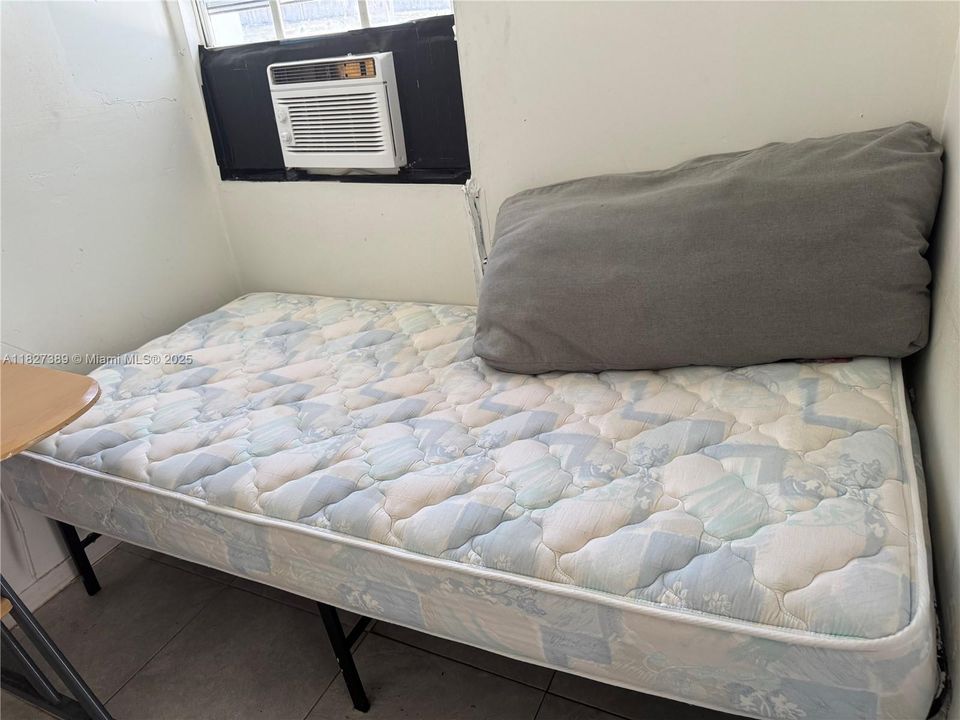 Недавно арендовано: $250 (0 спален, 1 ванн, 0 Квадратных фут)