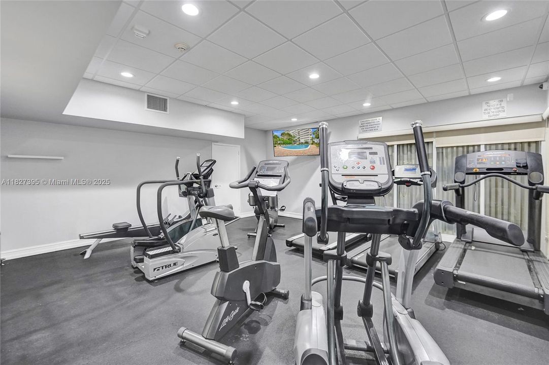 Recently Sold: $225,000 (1 beds, 1 baths, 1138 Square Feet)