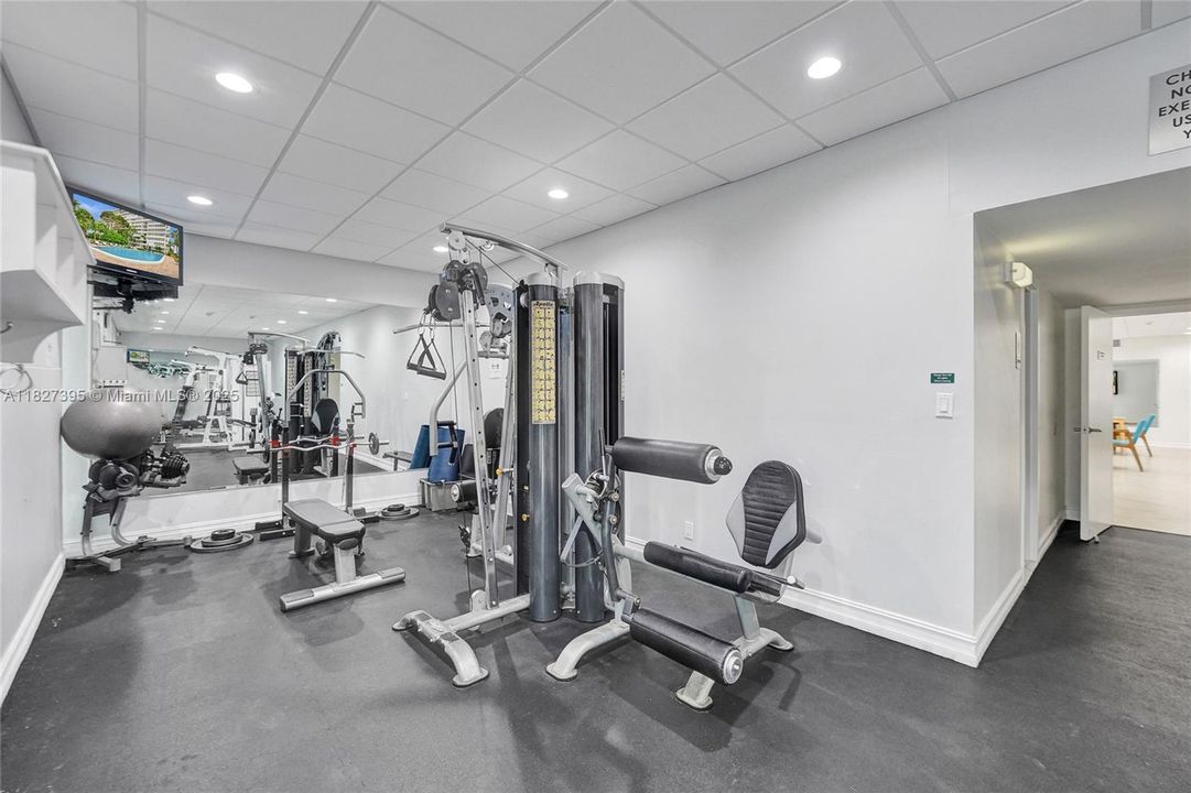 Recently Sold: $225,000 (1 beds, 1 baths, 1138 Square Feet)