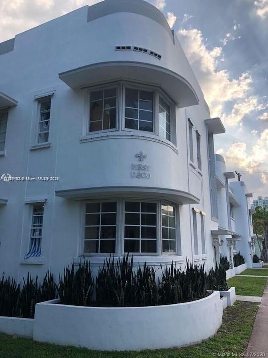 待售: $249,000 (1 贝兹, 1 浴室, 534 平方英尺)