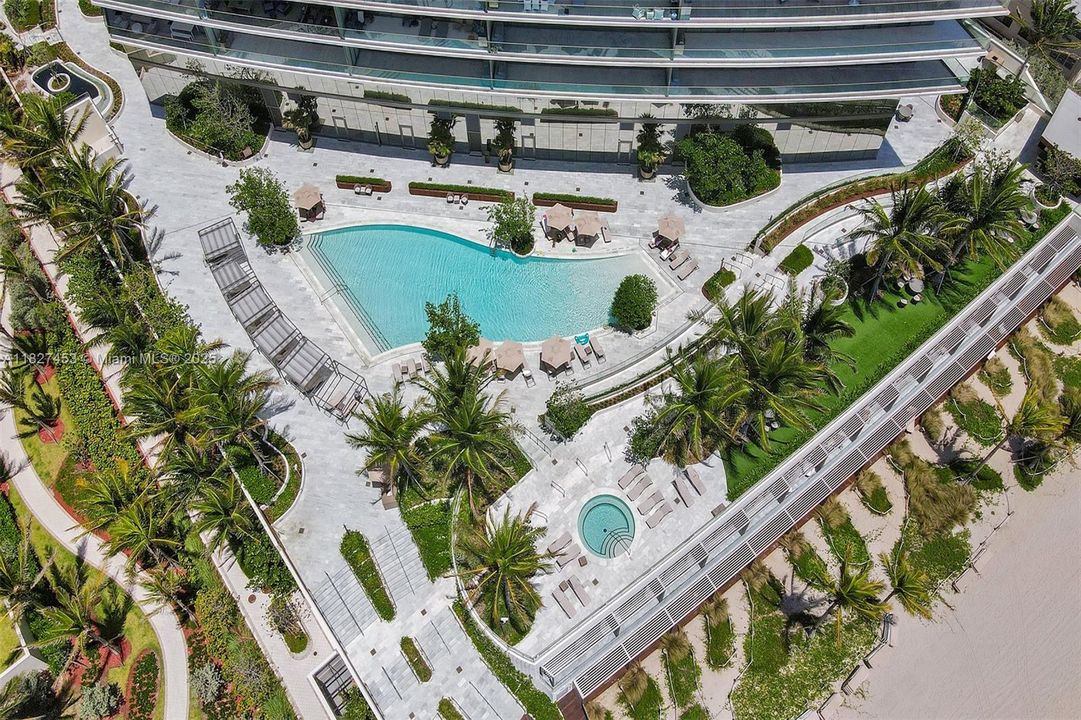 Vendido Recientemente: $5,990,000 (4 camas, 5 baños, 3255 Pies cuadrados)