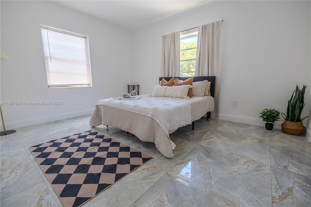 Недавно продано: $799,999 (3 спален, 2 ванн, 1173 Квадратных фут)