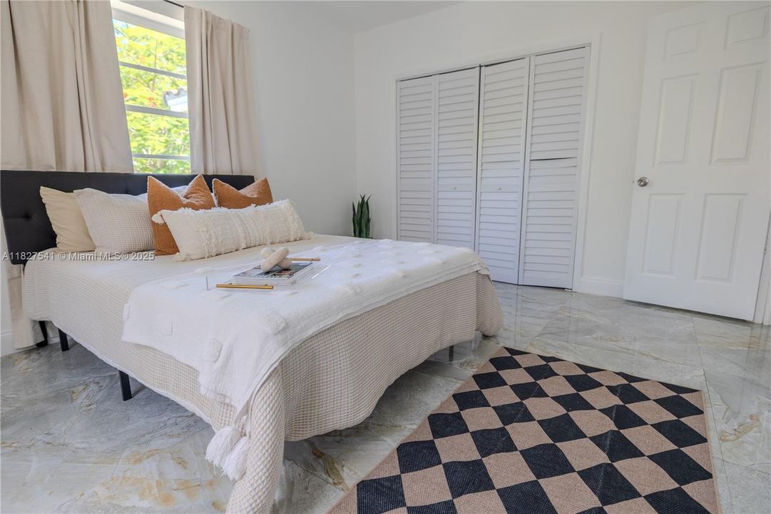 Недавно продано: $799,999 (3 спален, 2 ванн, 1173 Квадратных фут)