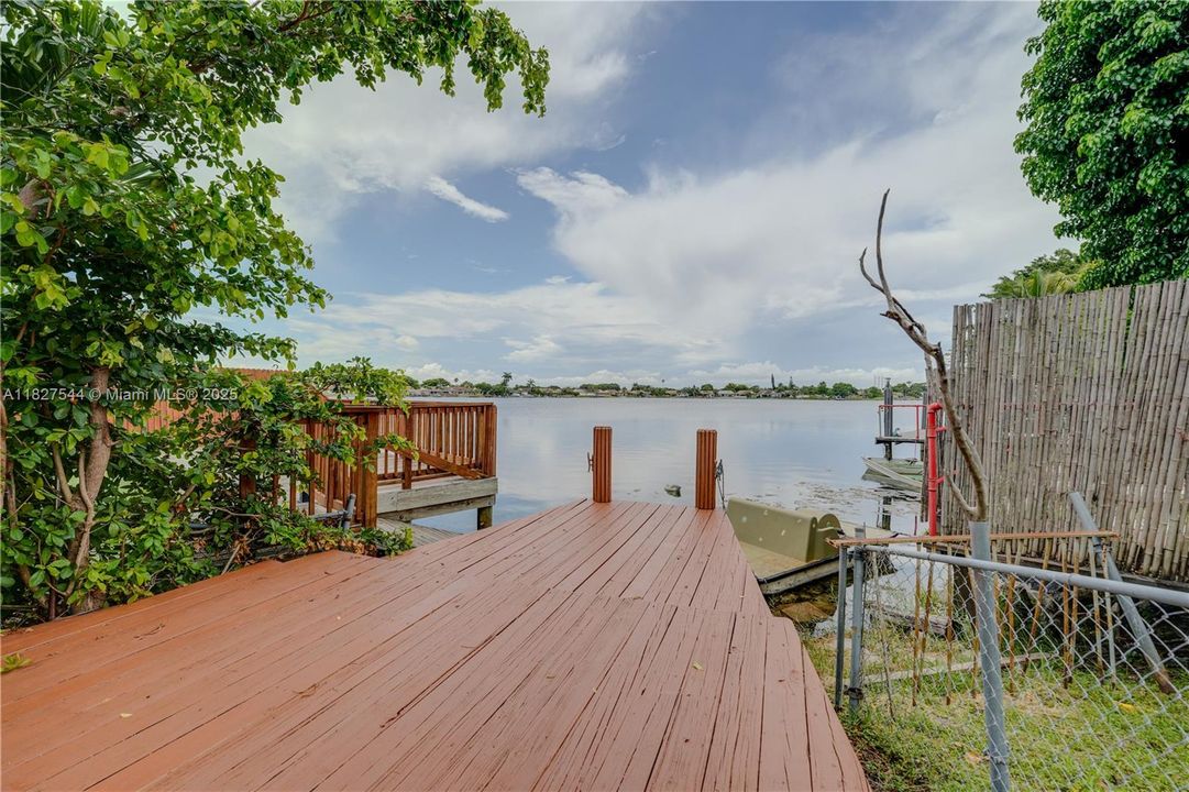 Recientemente alquilado: $2,800 (3 camas, 2 baños, 1175 Pies cuadrados)