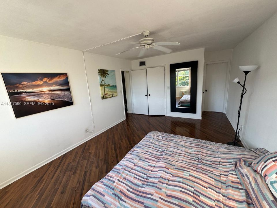 出租: $1,800 (1 贝兹, 1 浴室, 770 平方英尺)