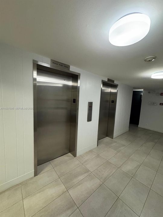 出租: $1,800 (1 贝兹, 1 浴室, 770 平方英尺)